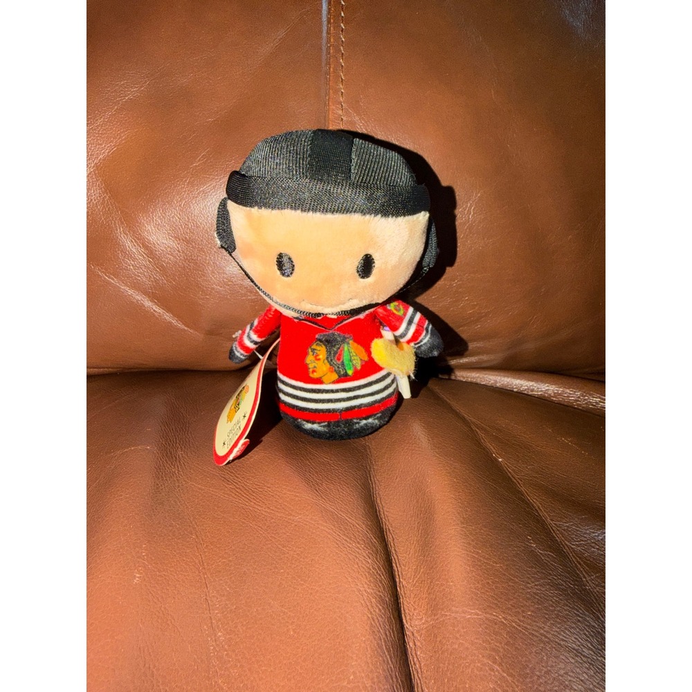 Hallmark Itty Bittys Chicago Blackhawks‎ NHL Hockey Player Plush KDD1177 NWT